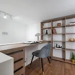 アパート Modern In The Heart Of Old Town With Free Parking By Urban Rent *