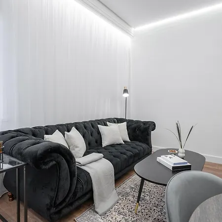 Modern In The Heart Of Old Town With Free Parking By Urban Rent *