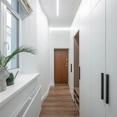 Modern In The Heart Of Old Town With Free Parking By Urban Rent * ヴィリニュス