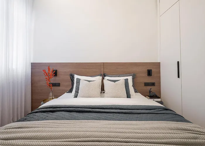 Διαμέρισμα Modern In The Heart Of Old Town With Free Parking By Urban Rent Βίλνιους