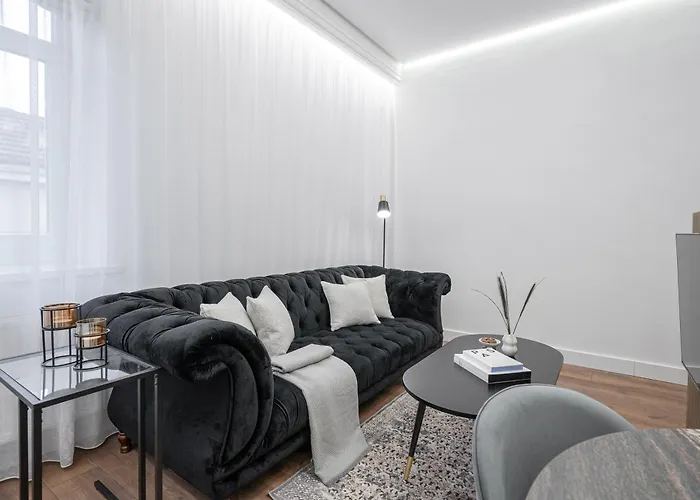 Modern In The Heart Of Old Town With Free Parking By Urban Rent *